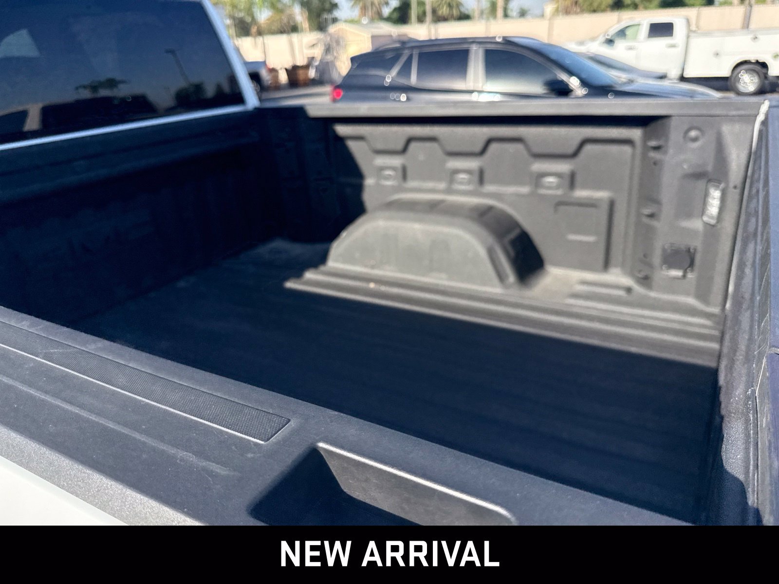 Certified 2025 GMC Sierra 1500 AT4 AWD/4WD image 7