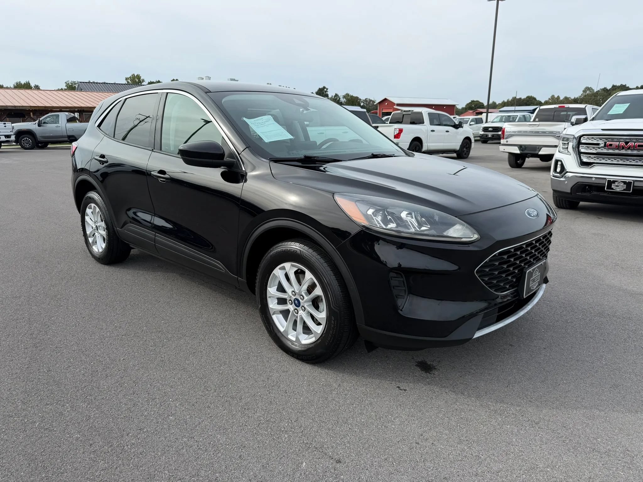 Used 2021 Ford Escape SE AWD/4WD image 1