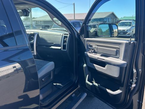 Used 2018 RAM 1500 Big Horn AWD/4WD image 27