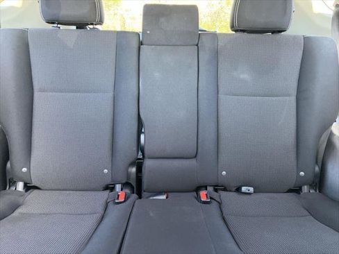 Certified 2018 Toyota RAV4 XLE FWD image 31