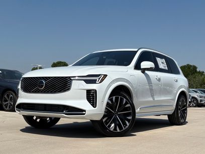New 2025 Volvo XC90 T8 Plus w/ Protection Package Premier