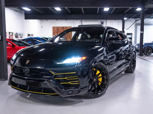 Used 2019 Lamborghini Urus AWD/4WD image 80