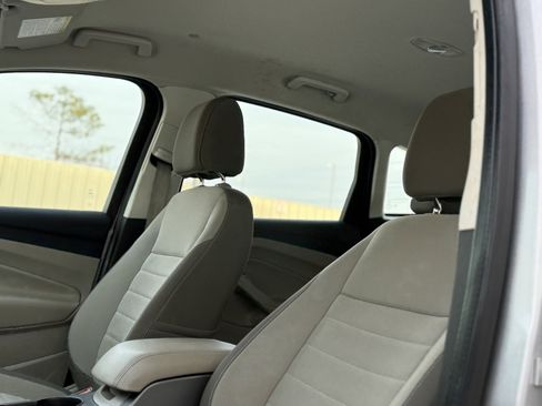 Used 2015 Ford C-MAX SE image 17