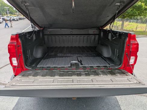 Used 2018 Chevrolet Silverado 1500 LTZ w/ Sport Package AWD/4WD image 13