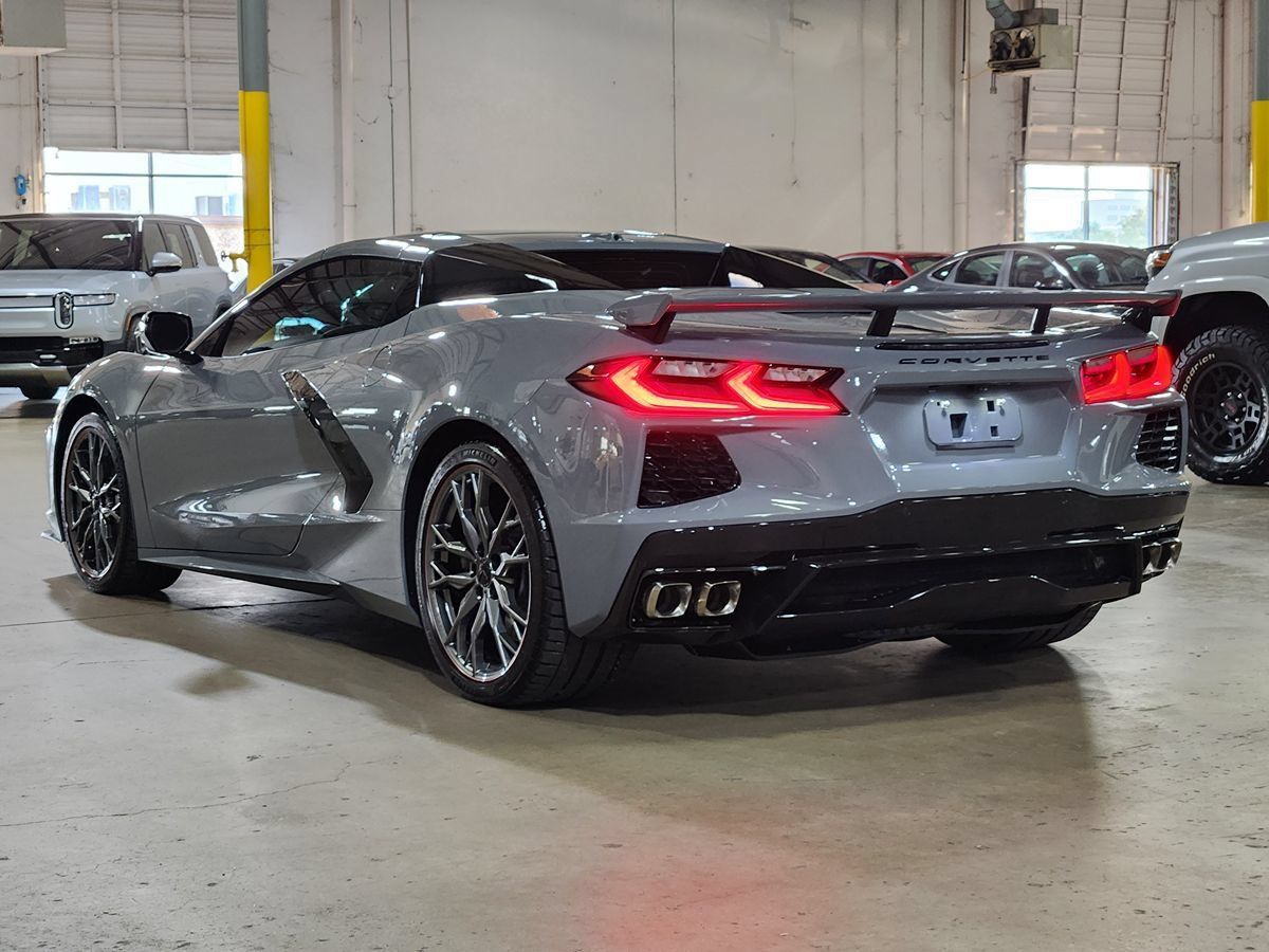 Used 2025 Chevrolet Corvette Stingray Preferred Conv w/ Z51 Performance Package RWD image 13