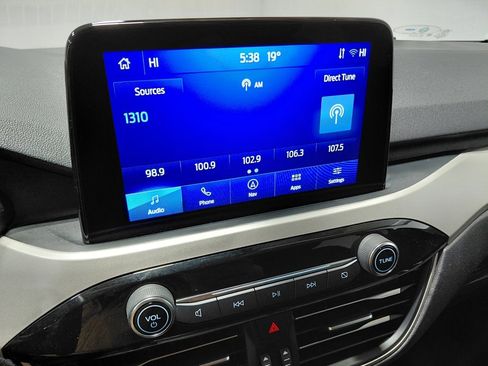 Certified 2022 Ford Escape SEL image 30