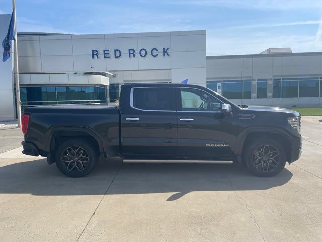 Used 2022 GMC Sierra 1500 Denali Ultimate AWD/4WD image 3