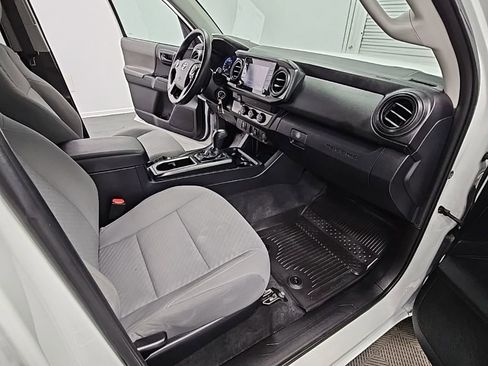 Used 2023 Toyota Tacoma SR image 33