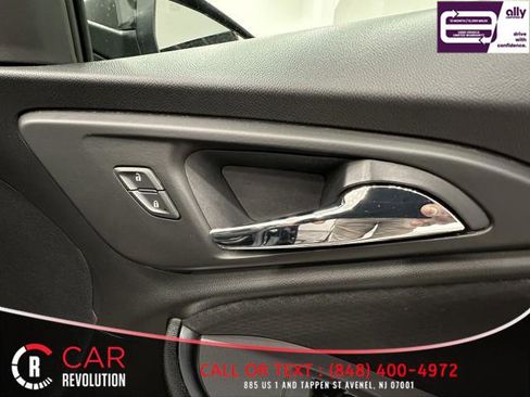 Used 2021 Chevrolet Malibu LT image 46