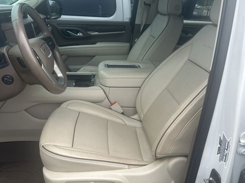 Used 2023 GMC Yukon Denali w/ Denali Reserve Package AWD/4WD image 16