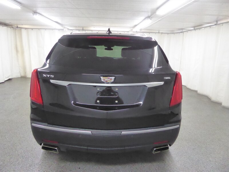 Used 2019 Cadillac XT5 Luxury FWD image 6
