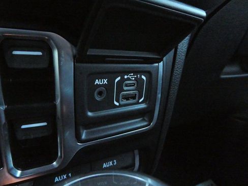 Used 2024 Jeep Wrangler Unlimited Rubicon w/ XTREMEE 35" Tire Package image 20