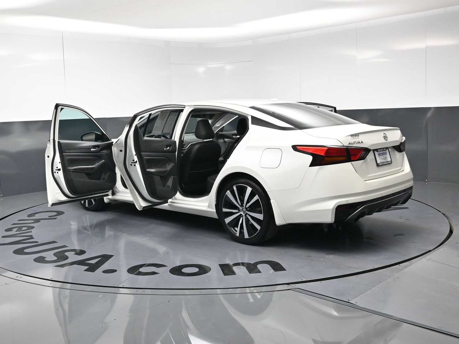 Used 2020 Nissan Altima 2.5 SR FWD image 28