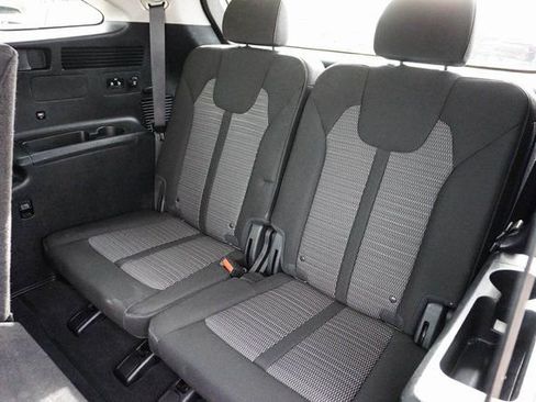 Used 2022 Kia Sorento LX image 25