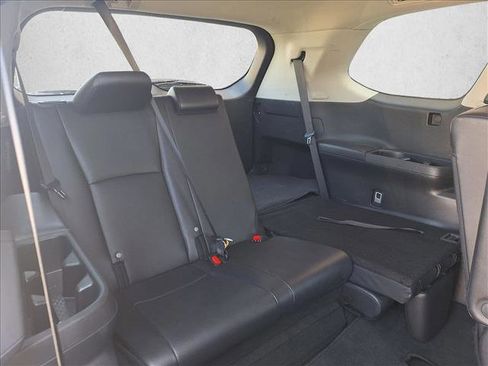 Used 2025 Toyota Grand Highlander AWD image 17
