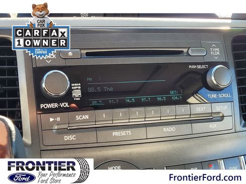 Used 2011 Toyota Sienna XLE image 22