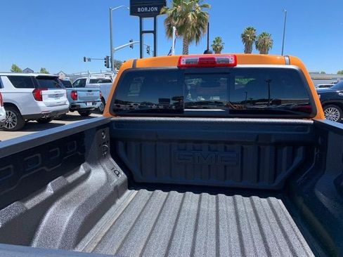 New 2026 GMC Canyon AT4 w/ AT4 Premium Package image 8