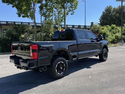 Certified 2026 Ford F250 Lariat w/ Tremor Off-Road Package AWD/4WD image 4