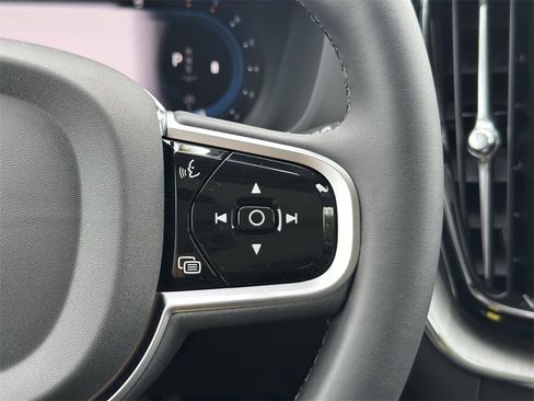 New 2025 Volvo XC60 B5 Plus w/ Protection Package Premier image 9