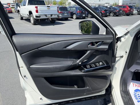 Used 2023 MAZDA CX-9 Touring Plus AWD/4WD image 17