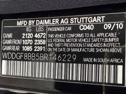 Used 2011 Mercedes-Benz C 300 4MATIC Sedan image 34