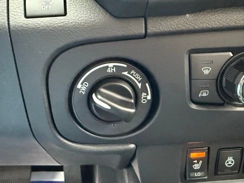 New 2026 Nissan Frontier SV w/ SV Convenience Package image 34