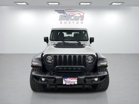 Used 2020 Jeep Gladiator Sport w/ Quick Order Package 24S AWD/4WD image 2