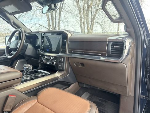 Used 2025 Ford F150 King Ranch w/ FX4 Off-Road Package image 27