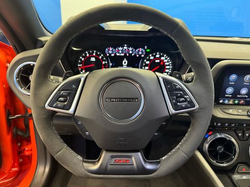 Used 2021 Chevrolet Camaro SS RWD image 17