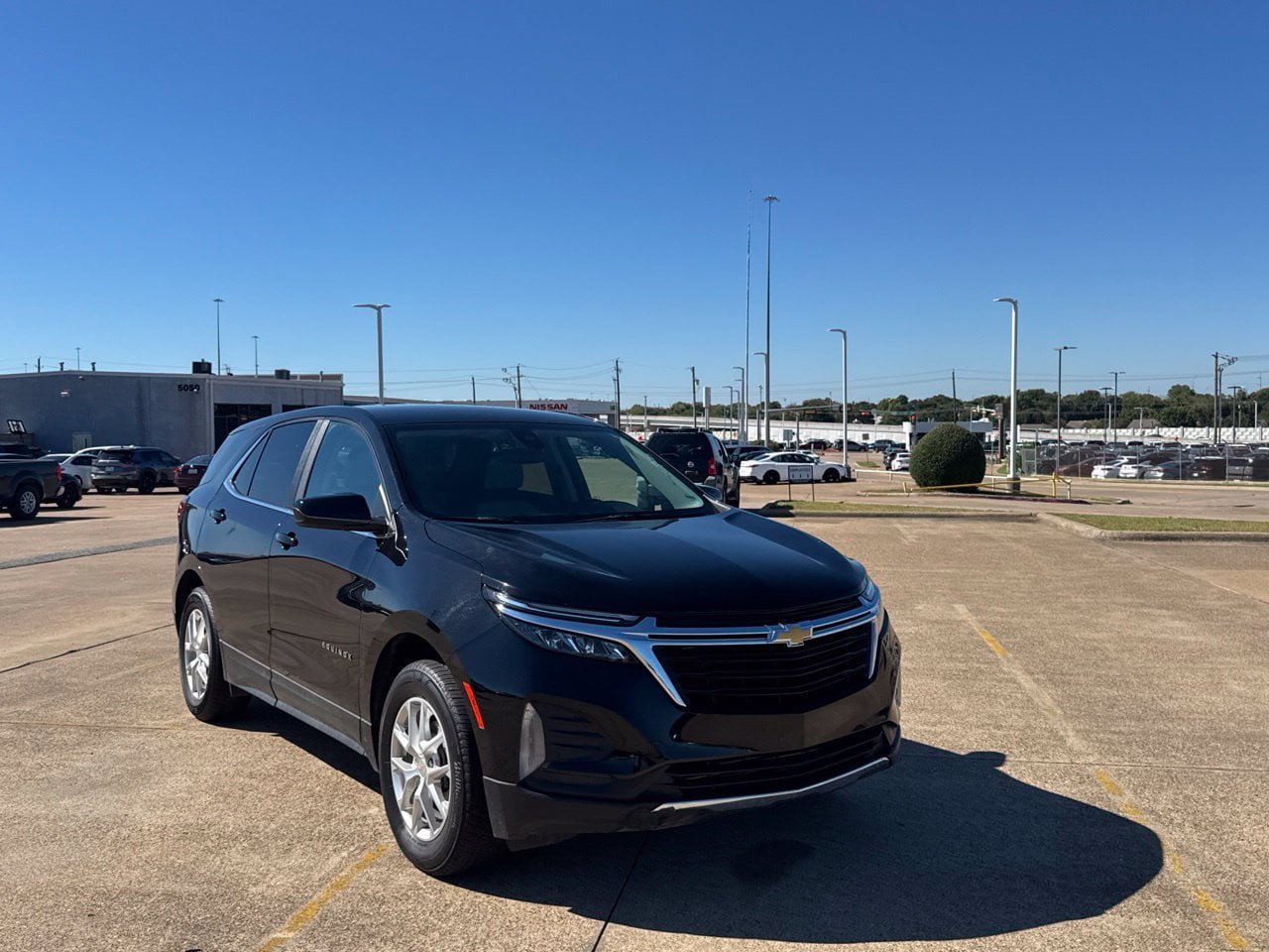 Used 2024 Chevrolet Equinox LT AWD/4WD image 3