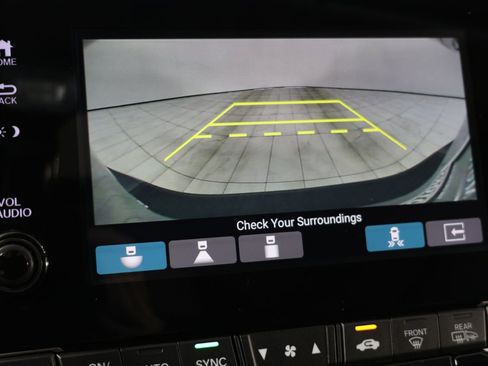 Used 2021 Honda Odyssey Touring image 7