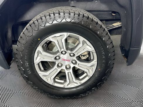 Used 2023 GMC Sierra 1500 SLE AWD/4WD image 27