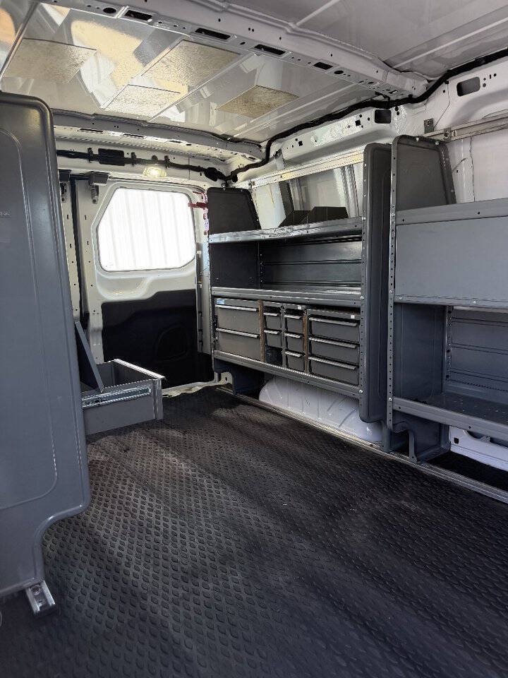 Used 2016 Ford Transit 150 130 Low Roof RWD image 15