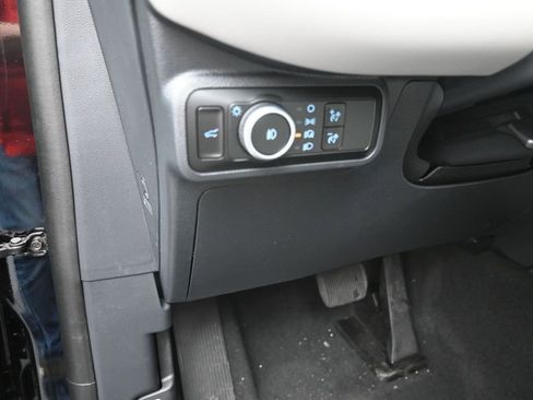 New 2026 Ford Explorer Active RWD image 13