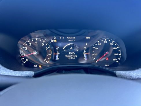 Used 2025 Jeep Compass Latitude image 7