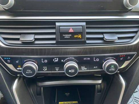 Certified 2021 Honda Accord Touring image 17