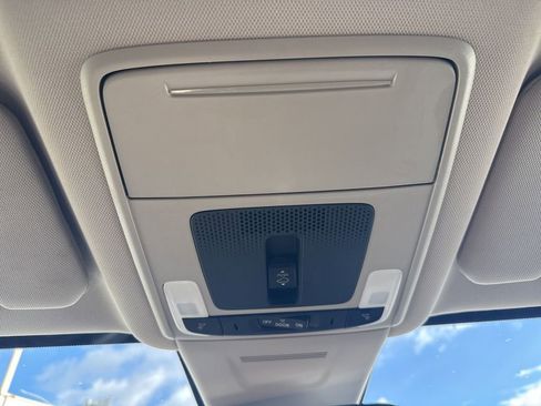 Used 2025 Honda CR-V EX image 27