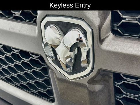Used 2016 RAM 1500 Express AWD/4WD image 27
