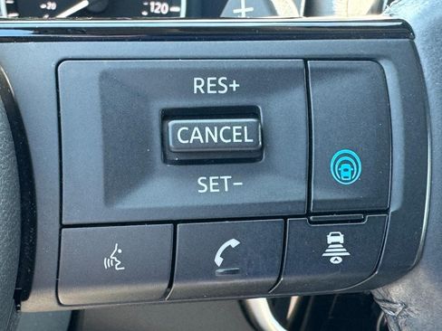 Used 2023 Nissan Rogue SL w/ SL Premium Package AWD/4WD image 23