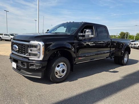 New 2026 Ford F350 Platinum AWD/4WD image 3