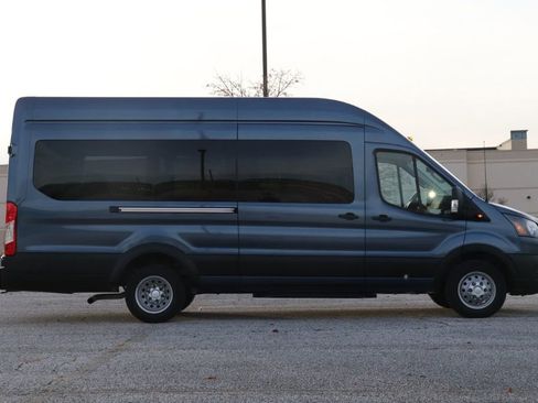 Used 2025 Ford Transit 350 XL image 12