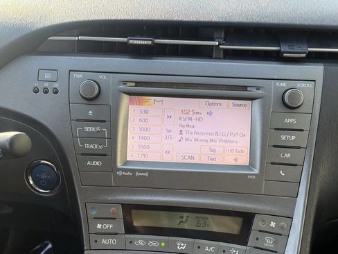 Used 2013 Toyota Prius Persona Series image 11