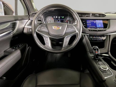 Used 2021 Cadillac XT5 Premium Luxury AWD/4WD image 8