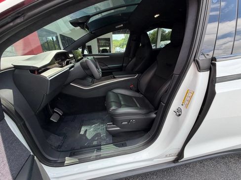 Used 2023 Tesla Model X AWD/4WD image 26