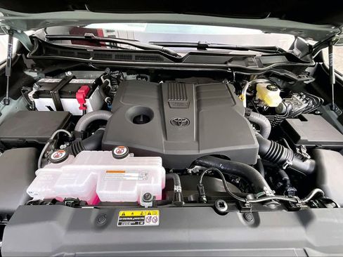 New 2026 Toyota Tundra Limited image 15