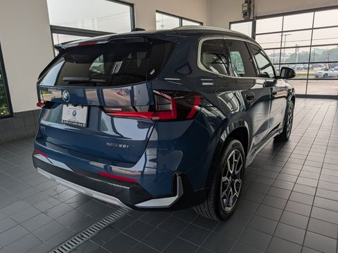 Used 2026 BMW X1 xDrive28i w/ Technology Package AWD/4WD image 2