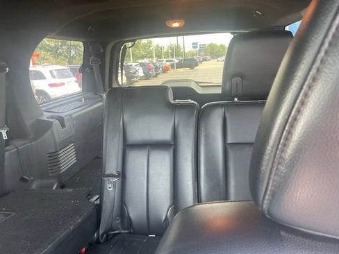 Used 2017 Ford Expedition Limited AWD/4WD image 10