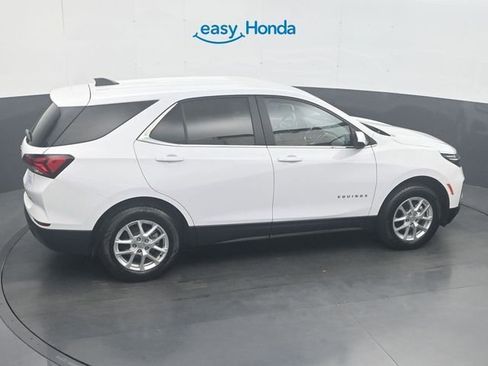 Used 2024 Chevrolet Equinox LT AWD/4WD image 26