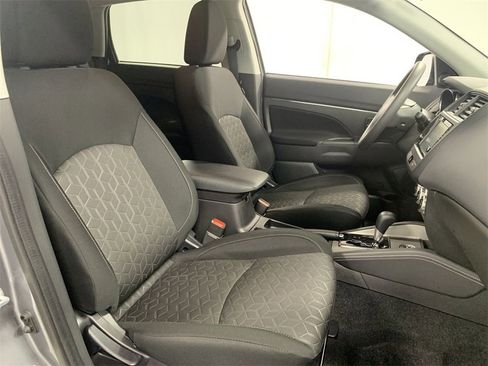 Used 2020 Mitsubishi Outlander Sport ES image 22