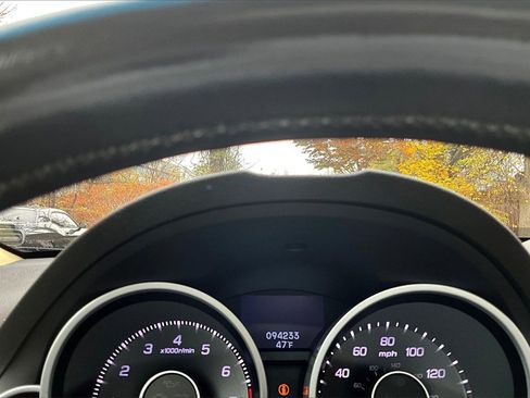 Used 2010 Acura TL w/ Technology Package image 13